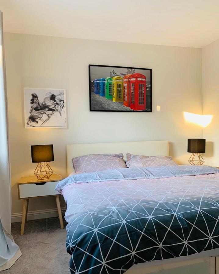 Alpha, Private Double Room, City Centre, Free Parking, Sittingbourne, Kent المظهر الخارجي الصورة